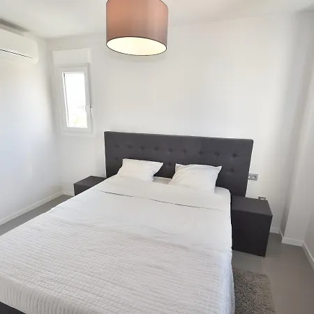 Апартаменты Belvilla By Oyo Residencial Victoria 1 *